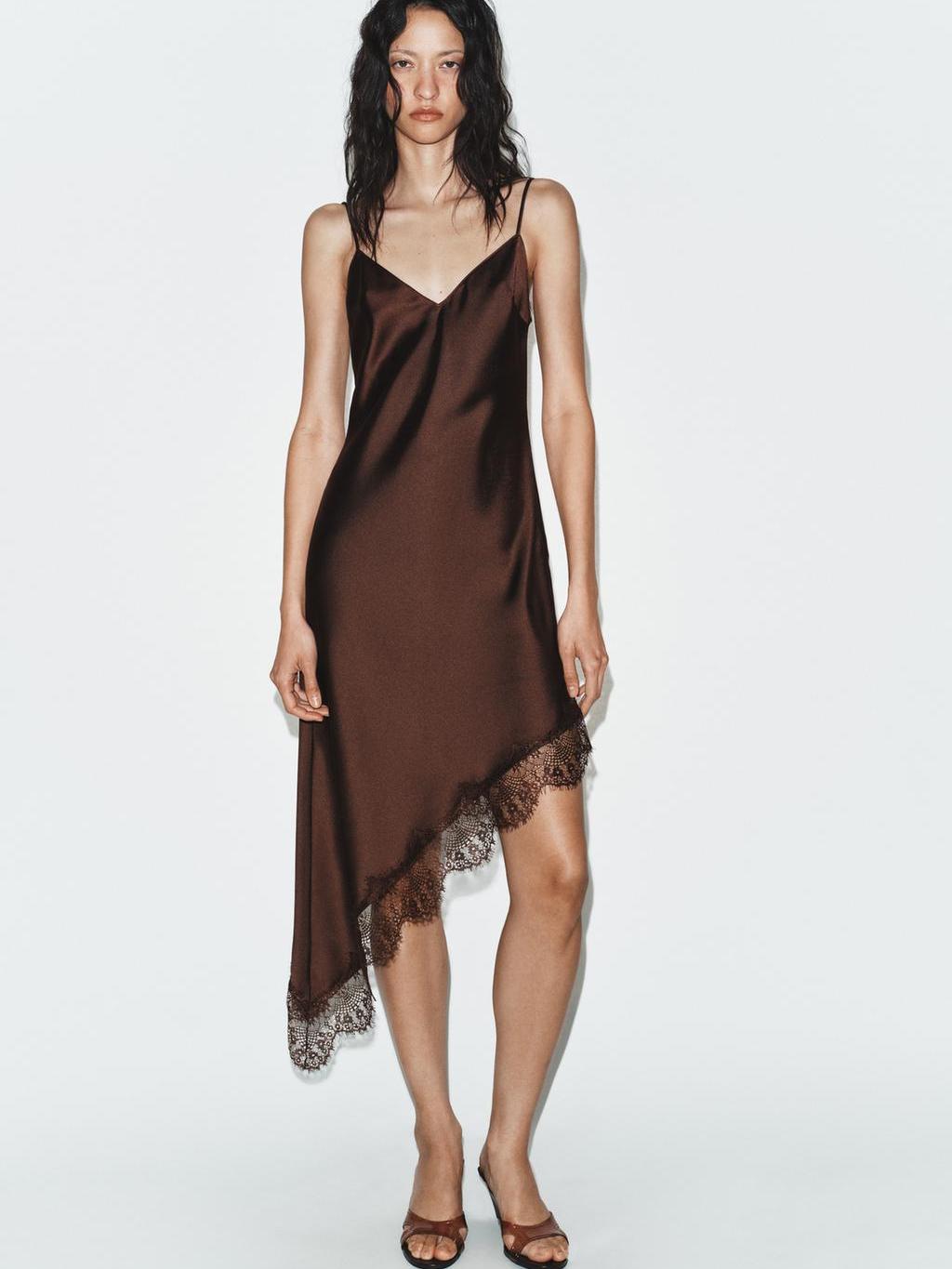 Ethnic Fashion Trends 2026 - ชุดเดรสผ้าซาตินสัมผัสนุ่ม คอลเลคชั่นใหม่รับซัมเมอร์ แฟชั่นผู้หญิง อายุ 18-25 ปี