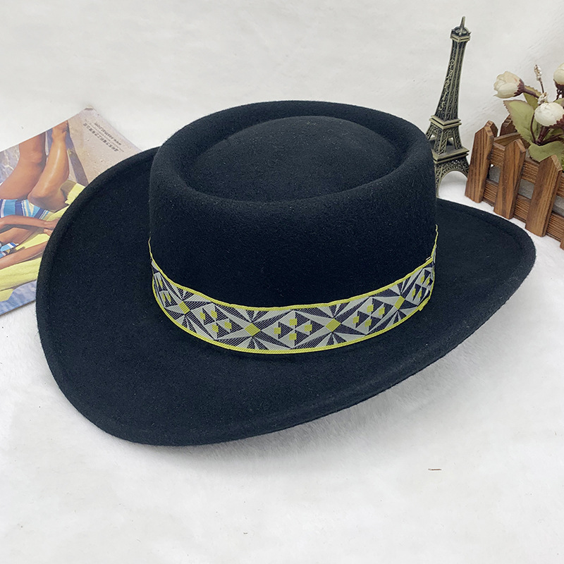 Ethnic Fashion Sale - หมวกแจ๊สที่ทันสมัยและลําลองขายดี ขายหมวกคาวบอยตะวันตกทําด้วยผ้าขนสัตว์สไตล์ชาติพันธุ์และหมวกทรงสูงตกแต่ง